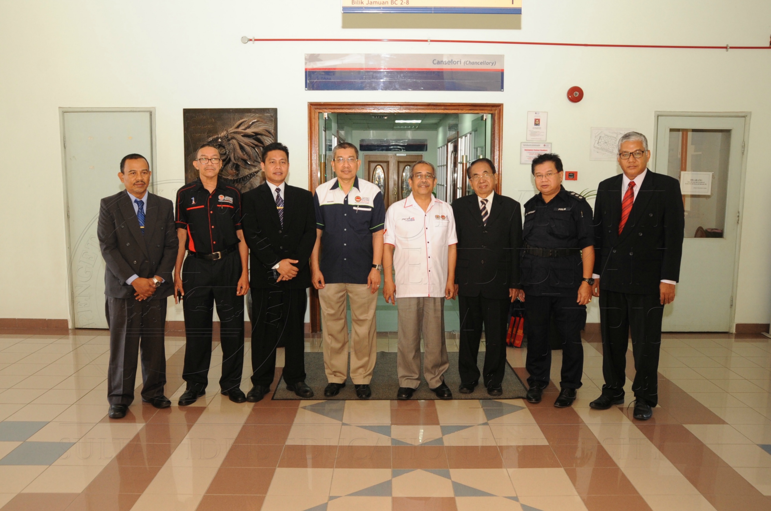 PRO16 6 Mou HAS 7996